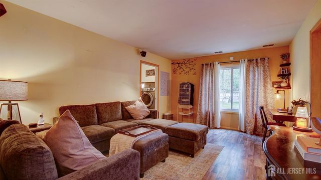 320 Double Creek Parkway, Freehold, NJ 07728
