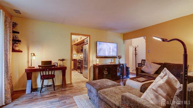 320 Double Creek Parkway, Freehold, NJ 07728