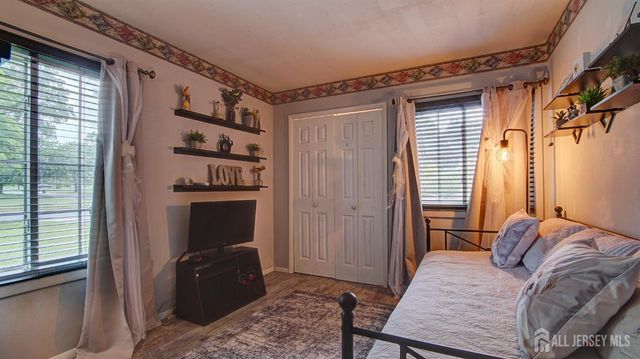 320 Double Creek Parkway, Freehold, NJ 07728