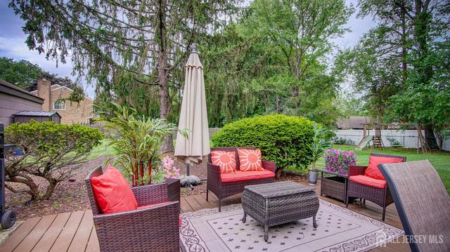 320 Double Creek Parkway, Freehold, NJ 07728