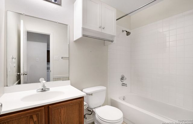 10603 N Shaenridge, San Antonio, TX 78254