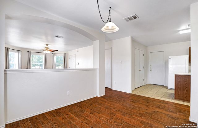 10603 N Shaenridge, San Antonio, TX 78254