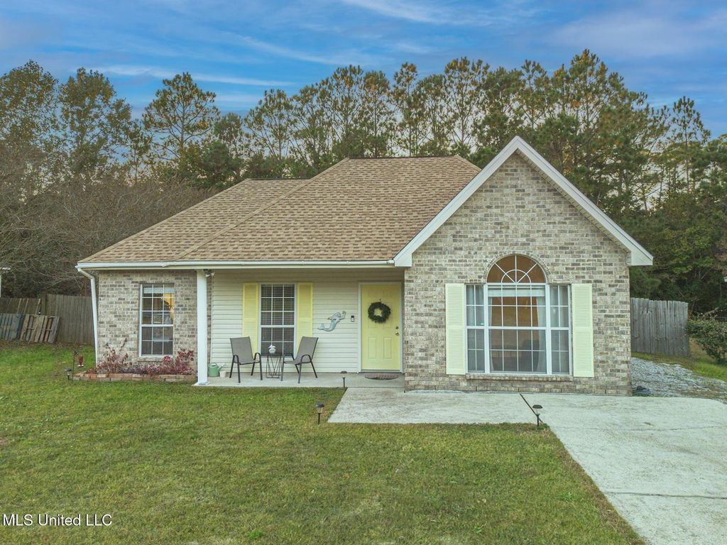 307 Espy Avenue, Pass Christian, MS 39571