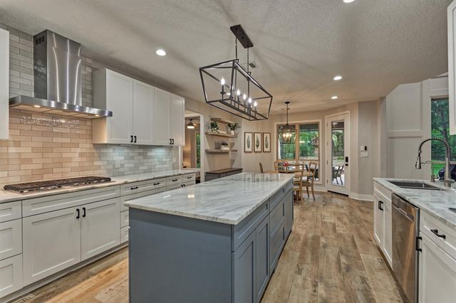 28435 E Benders Landing Boulevard, Spring, TX 77386