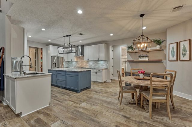 28435 E Benders Landing Boulevard, Spring, TX 77386