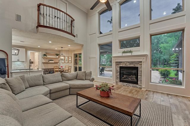 28435 E Benders Landing Boulevard, Spring, TX 77386