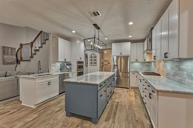 28435 E Benders Landing Boulevard, Spring, TX 77386