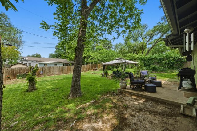 4910 Sylvandale DR, Austin, TX 78745