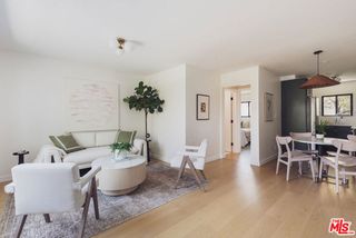 4412 Finley Avenue 2, Los Angeles, CA 90027