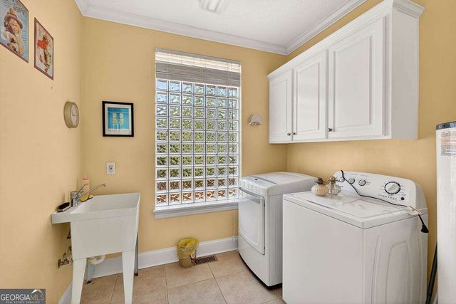 466 Midway Circle, Brunswick, GA 31523