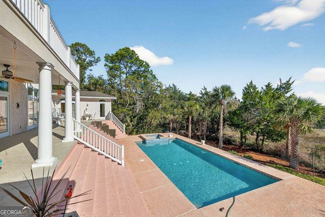 466 Midway Circle, Brunswick, GA 31523