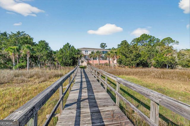 466 Midway Circle, Brunswick, GA 31523