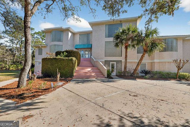 466 Midway Circle, Brunswick, GA 31523