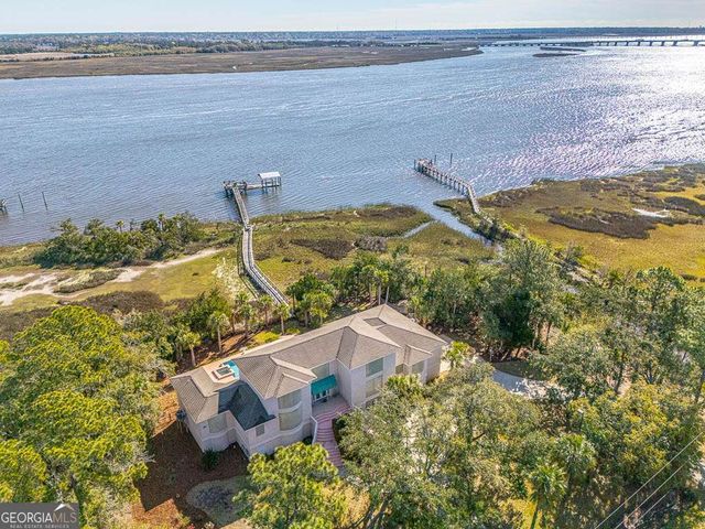 466 Midway Circle, Brunswick, GA 31523