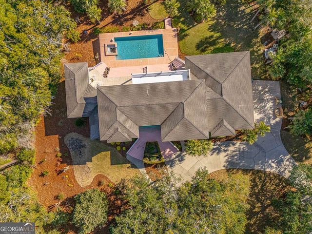 466 Midway Circle, Brunswick, GA 31523