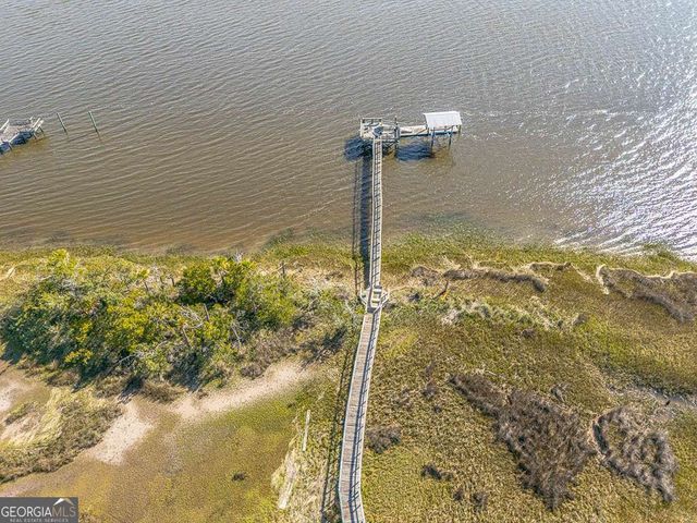 466 Midway Circle, Brunswick, GA 31523