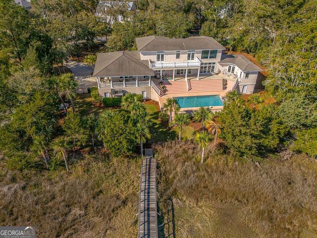 466 Midway Circle, Brunswick, GA 31523