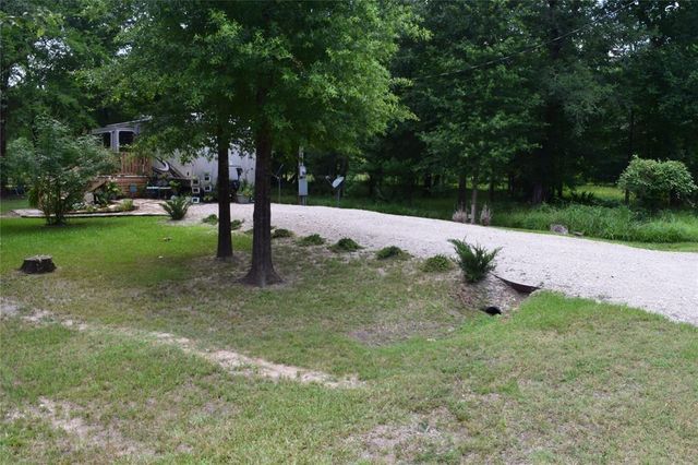 478 Center Drive, Cleveland, TX 77327