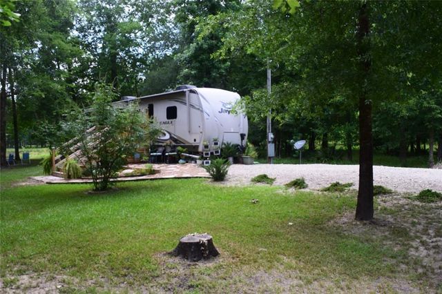 478 Center Drive, Cleveland, TX 77327
