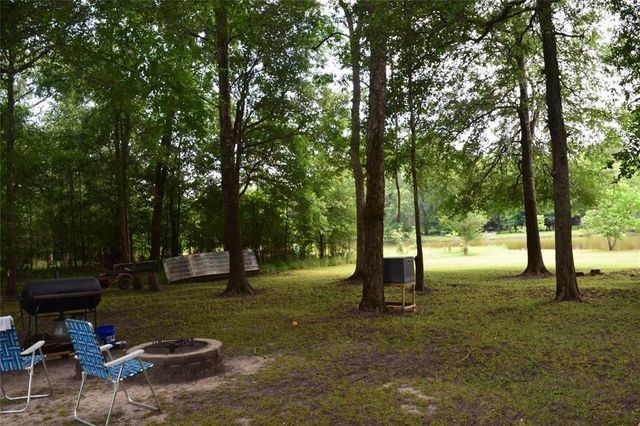 478 Center Drive, Cleveland, TX 77327