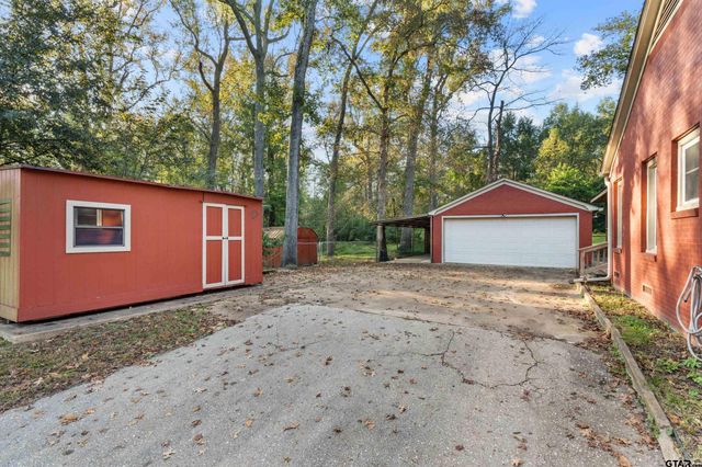 4597 W Hwy 64, Henderson, TX 75654