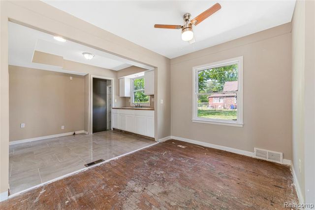 8539 Desoto Street, Detroit, MI 48238