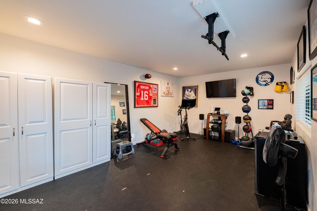 2261 E Mabel Street, Tucson, AZ 85719