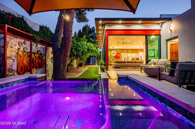 2261 E Mabel Street, Tucson, AZ 85719