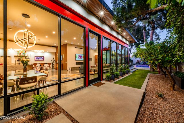 2261 E Mabel Street, Tucson, AZ 85719