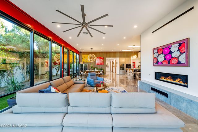 2261 E Mabel Street, Tucson, AZ 85719