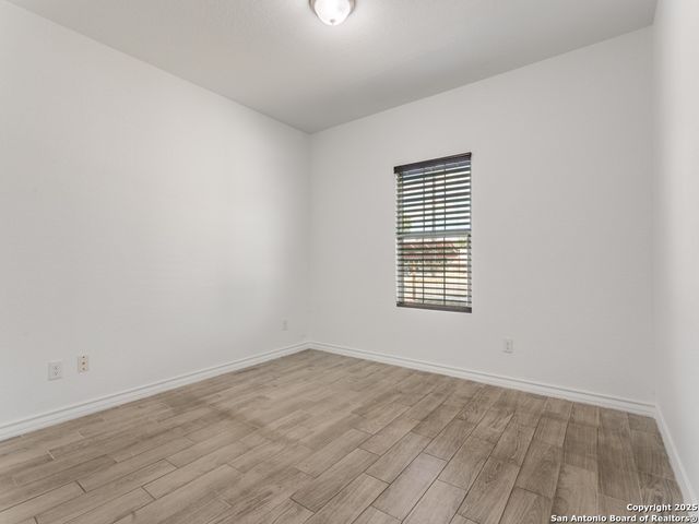 862 W Southcross, San Antonio, TX 78211