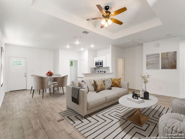 862 W Southcross, San Antonio, TX 78211