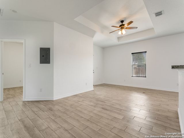 862 W Southcross, San Antonio, TX 78211