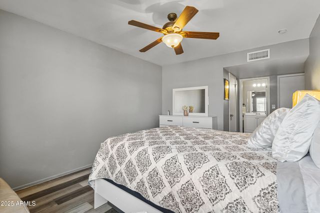 2338 W CARSON Drive, Tempe, AZ 85282