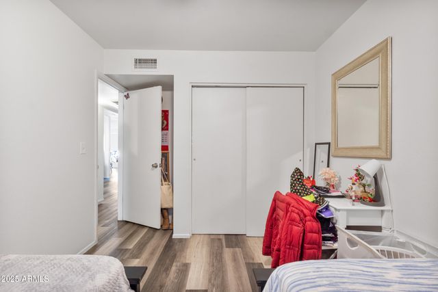 2338 W CARSON Drive, Tempe, AZ 85282