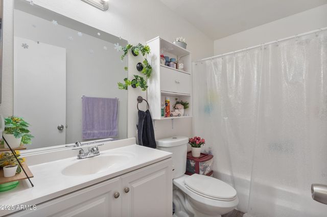 2338 W CARSON Drive, Tempe, AZ 85282