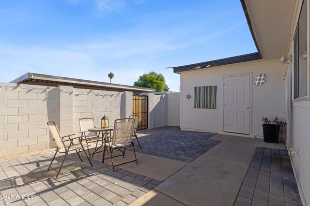 2338 W CARSON Drive, Tempe, AZ 85282