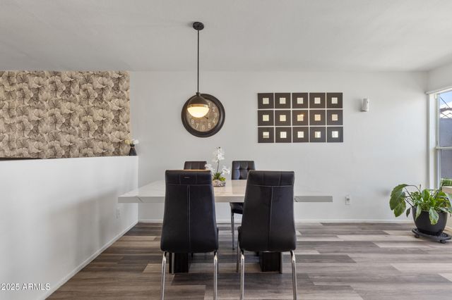 2338 W CARSON Drive, Tempe, AZ 85282