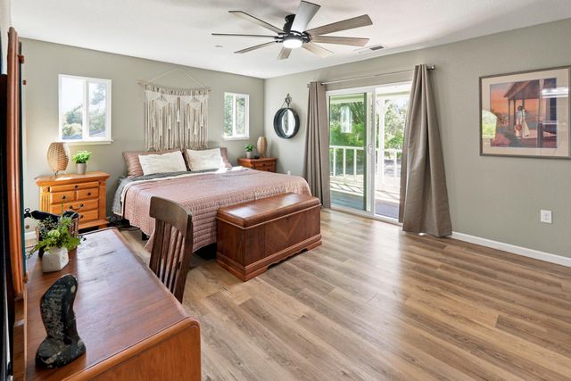 38696 Sierra Lakes Drive, Oakhurst, CA 93644