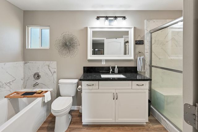 38696 Sierra Lakes Drive, Oakhurst, CA 93644