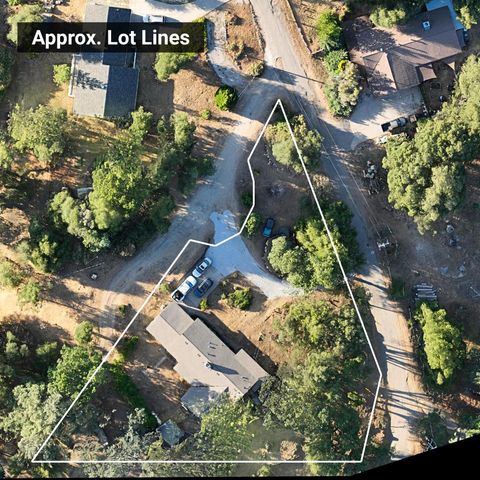 38696 Sierra Lakes Drive, Oakhurst, CA 93644