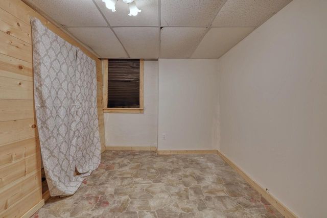 11031 W Ruby AVENUE, Wauwatosa, WI 53225