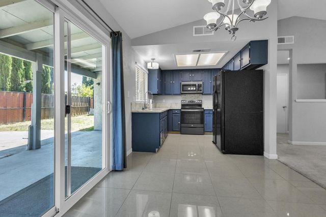 15510 Lottie Way, Lathrop, CA 95330