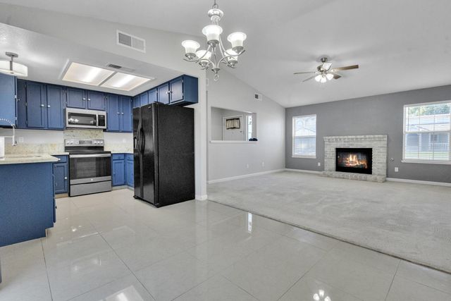 15510 Lottie Way, Lathrop, CA 95330