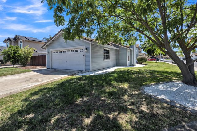 15510 Lottie Way, Lathrop, CA 95330