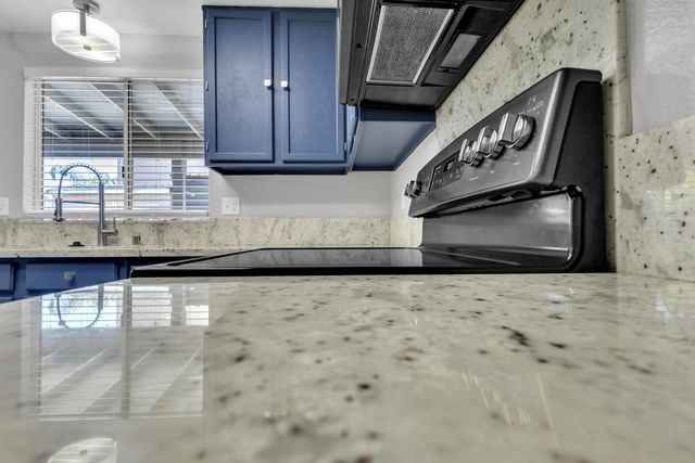 15510 Lottie Way, Lathrop, CA 95330