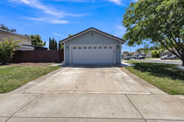 15510 Lottie Way, Lathrop, CA 95330