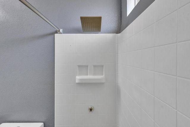 15510 Lottie Way, Lathrop, CA 95330