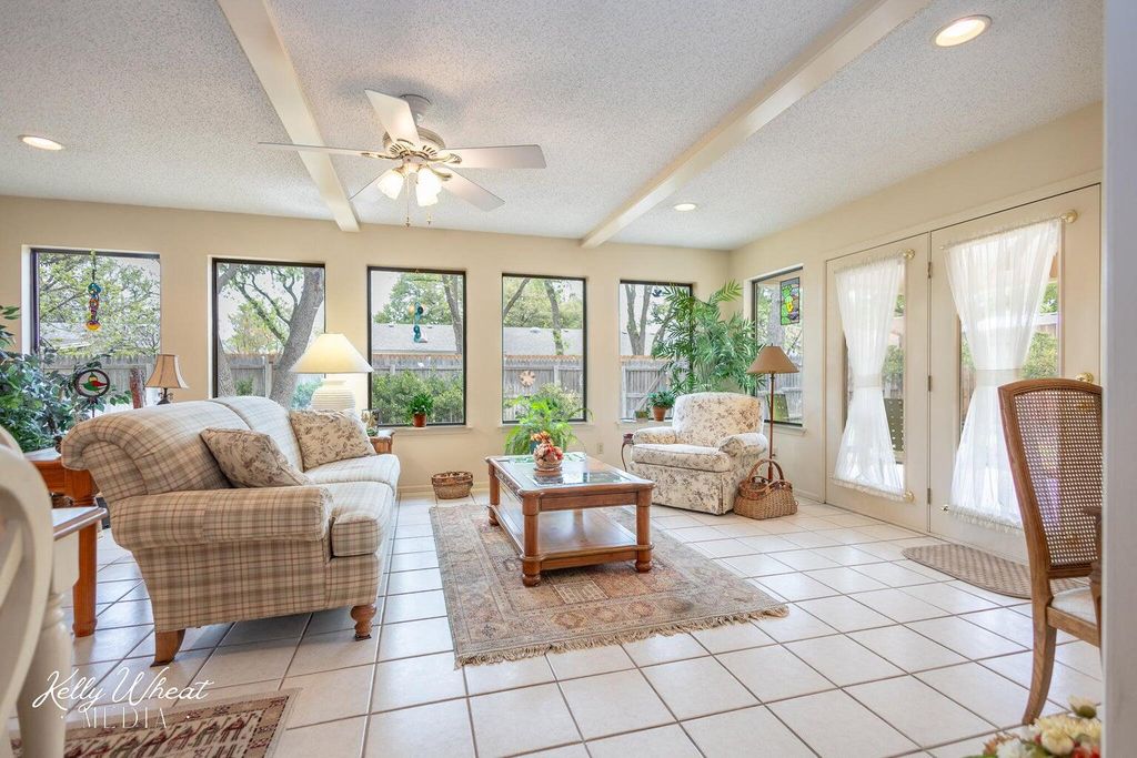 Image 14 of property listing at 3134 Lindenwood Drive, San Angelo, TX 76904