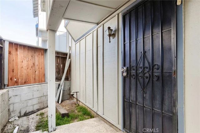 9332 Van Nuys 69, Panorama City, CA 91402